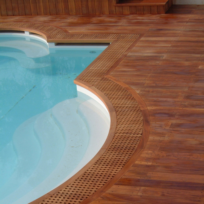 Piscina con Pavimentazione Esterna in legno Ipè Lapacho